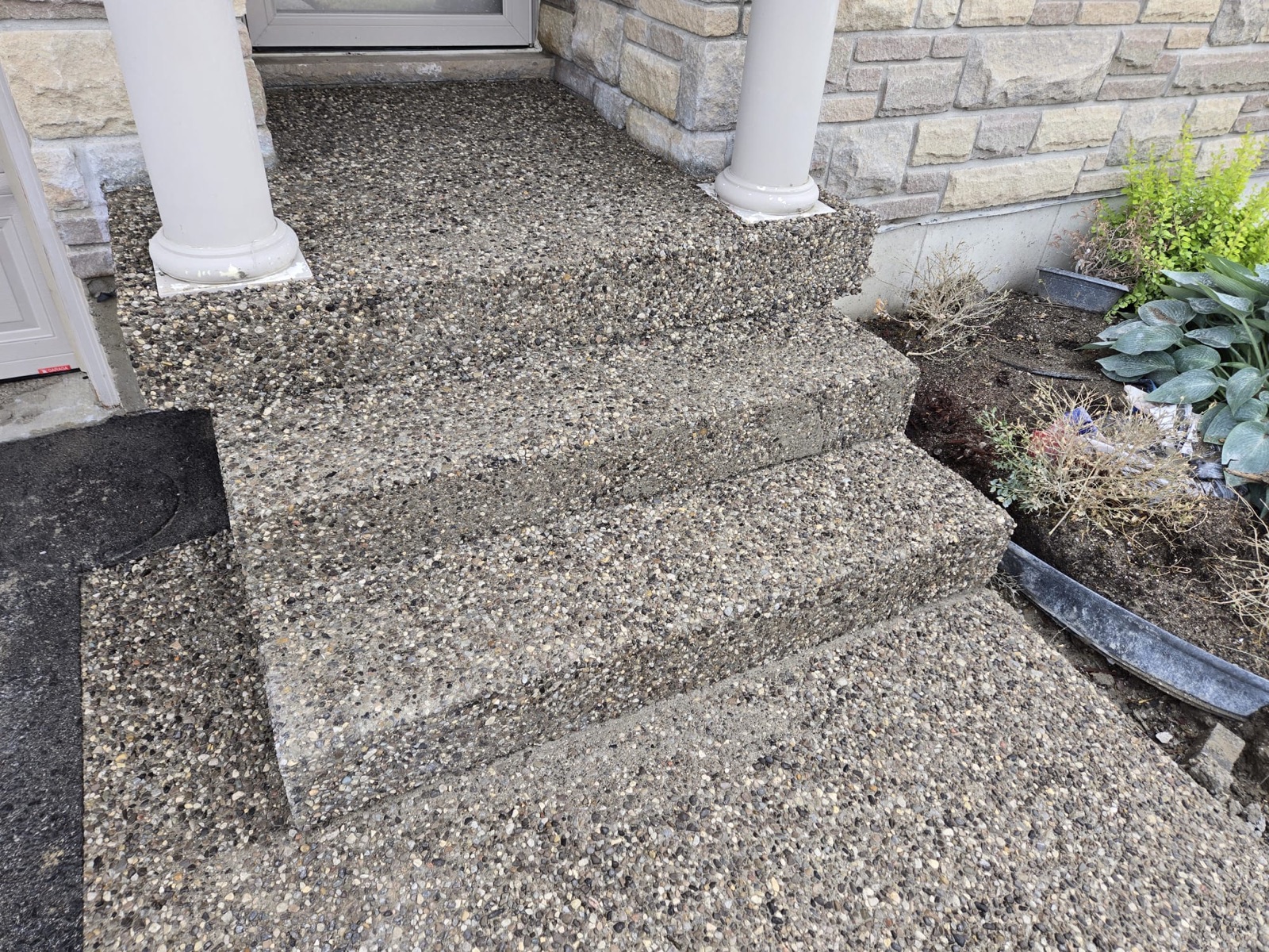 Exposed aggregate steps